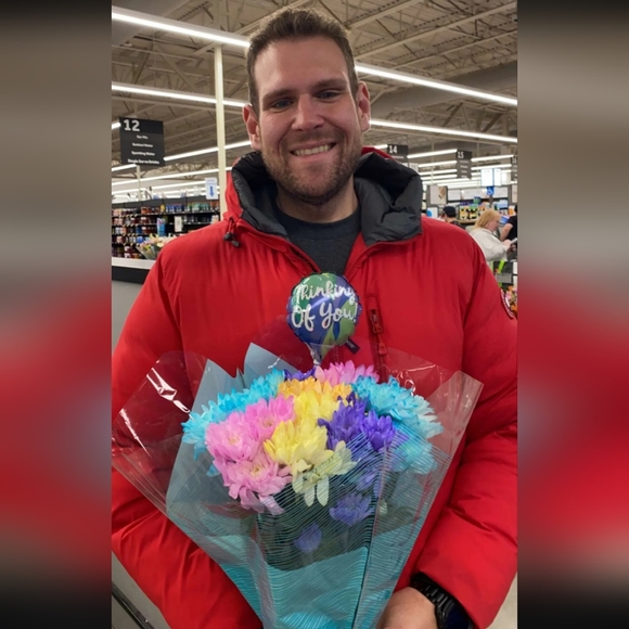 Meet your Posher, Donald - Picture 2 of 2